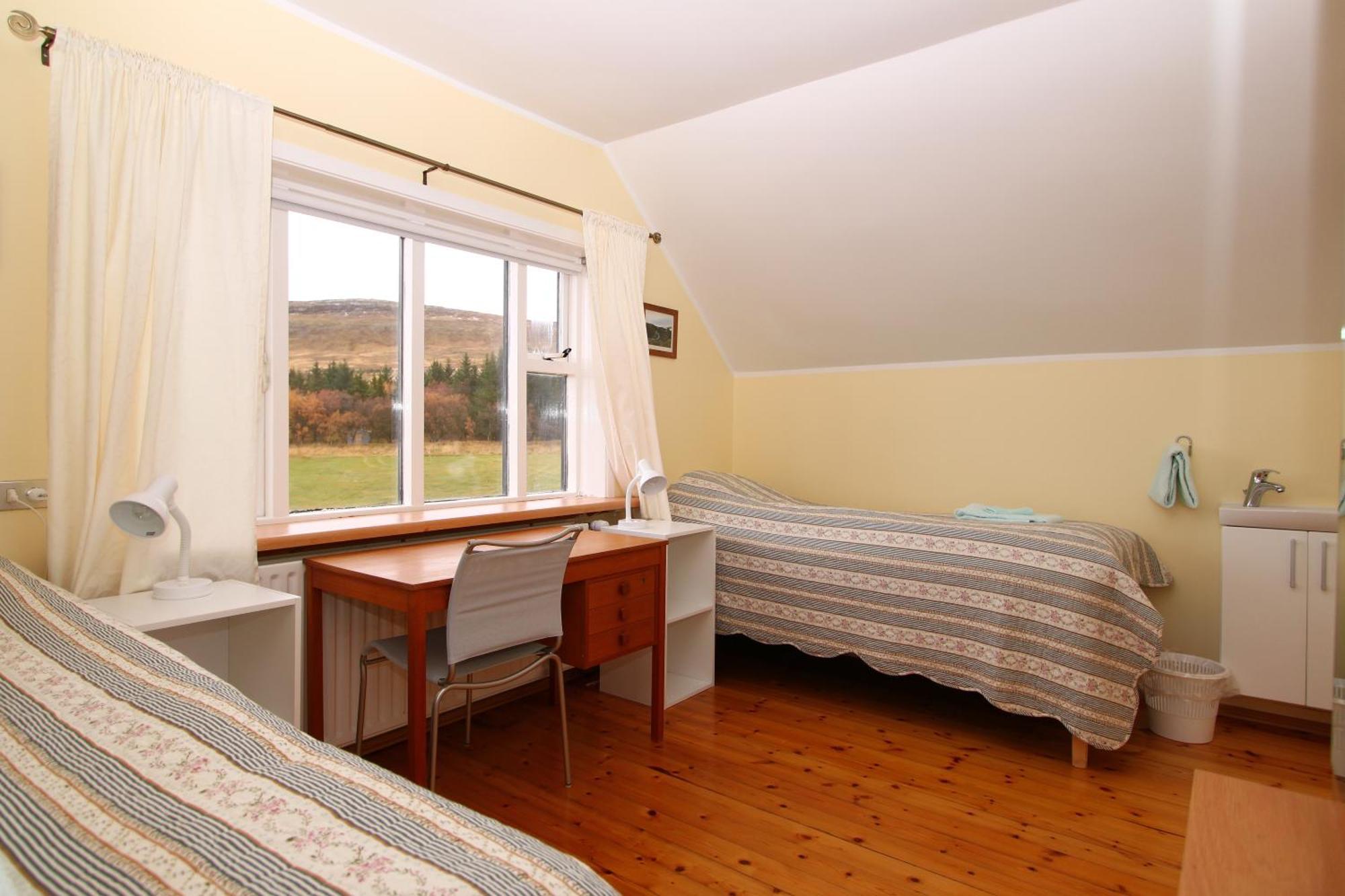 Guesthouse Steindorsstadir, West Iceland Reykholt  Extérieur photo